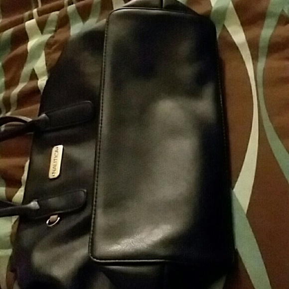 Purse - Picture 2 of 3